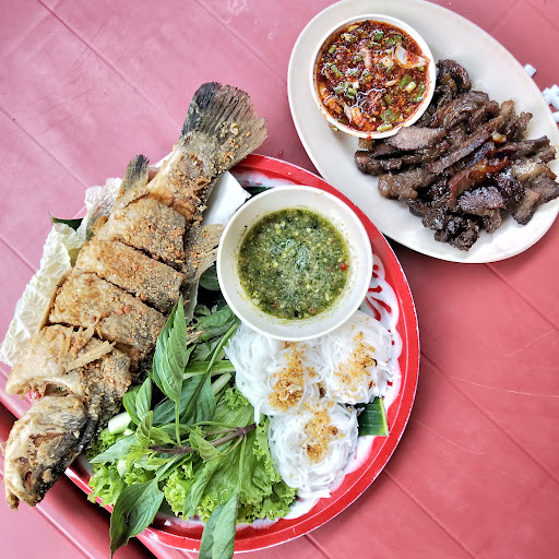 Suwarin Jinda Cafe