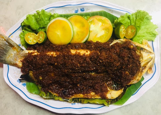 Dinii Ikan Bakar Dinii Ikan Bakar