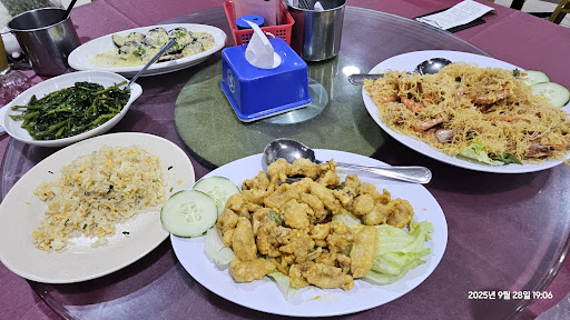 KK Garden Seafood Restaurant • Sedco