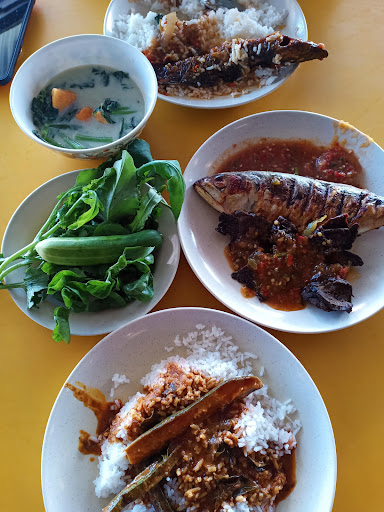 Restoran Bawal Goreng Panas Top D Kota Bharu