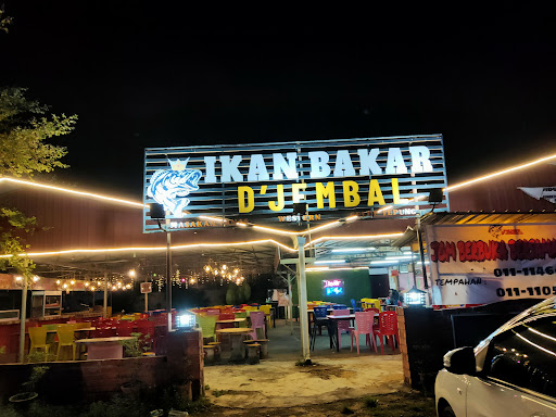 IKAN BAKAR DJEMBAL IKAN BAKAR DJEMBAL