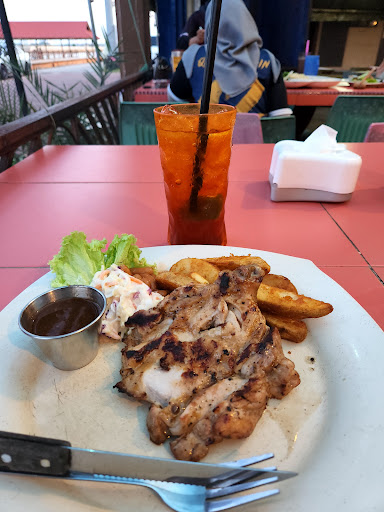 D'Ganu Steamboat & Cafe