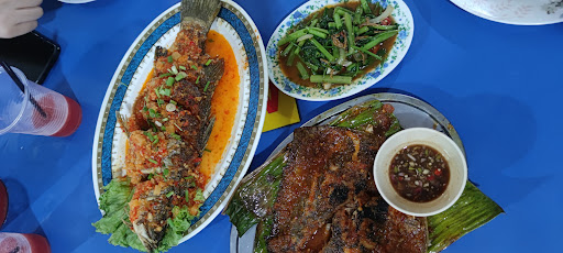 NASIK LEMAK MZ BATU HITAM NASIK LEMAK MZ BATU HITAM