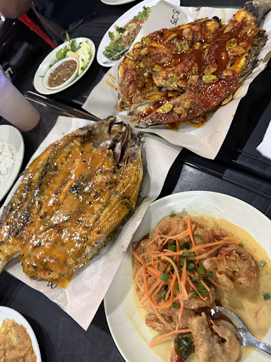 SABUT IKAN BAKAR