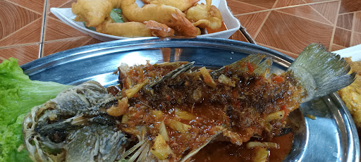 Anas Seafood