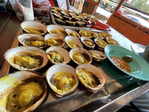 Gerai Kelapa Bakar Kak Tini (Lokan Bakar & Puding Kelapa)