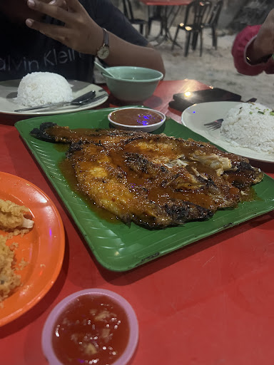 D'tembok Ikan Bakar