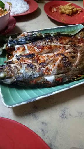 Medan Ikan Bakar Hilir Perak