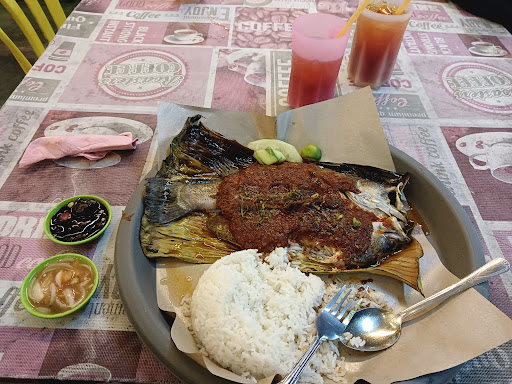 Zaza Tomyam