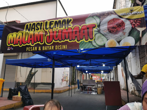 Nasi Lemak Malam Jumaat