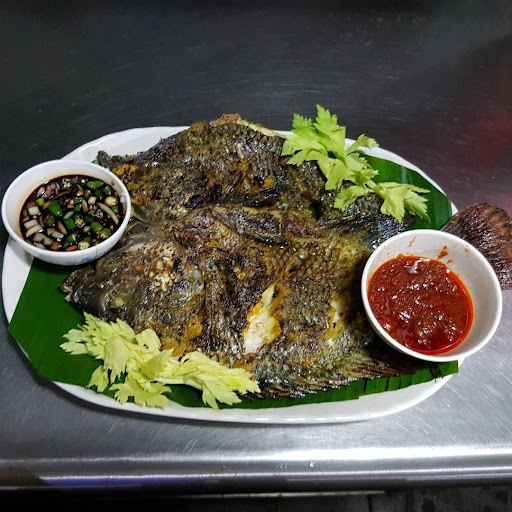 Restoran Terapung Seafood Bujang Firefly Restoran Terapung Seafood Bujang Firefly