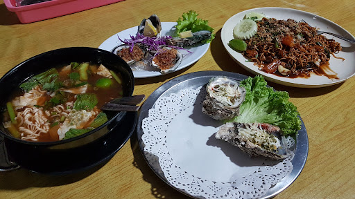 Restoran Maggi Tiram Kak Mah Restoran Maggi Tiram Kak Mah