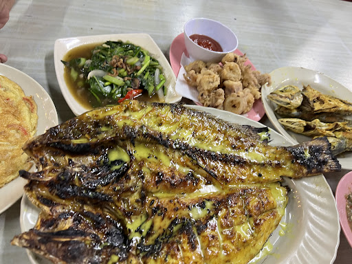 RESTAURANT NANA TAA-EE KUALA PERLIS