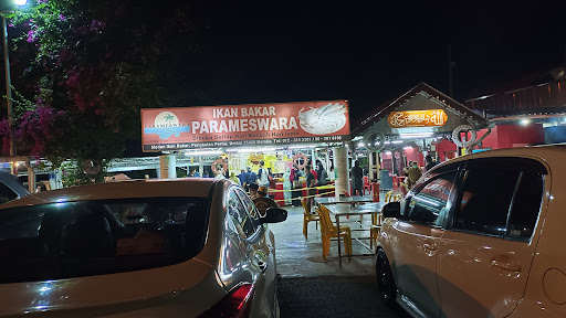Gerai no 12 medan ikan bakar umbai