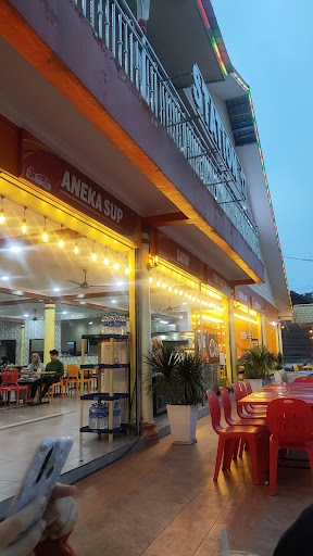 Restaurant Station 17