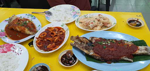 Ikan Bakar Gerai Mastika Kita No 5, Pernu Umbai