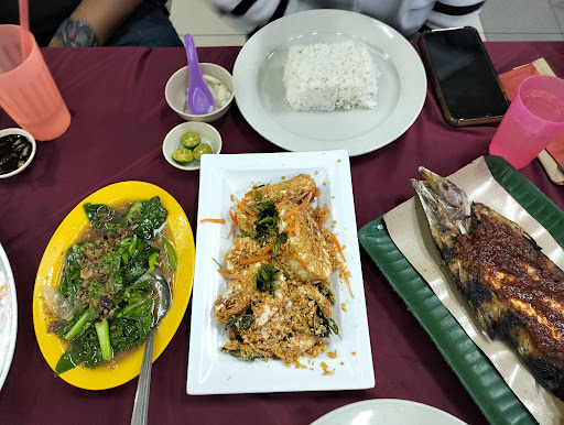 Ikan Bakar Gerai No.6 Selera Sejati (Bahari Jamal) Ikan Bakar Gerai No.6 Selera Sejati (Bahari Jamal)