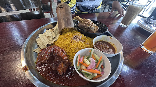 RESTORAN NASI BERIANI BULUH PONTIAN RESTORAN NASI BERIANI BULUH PONTIAN