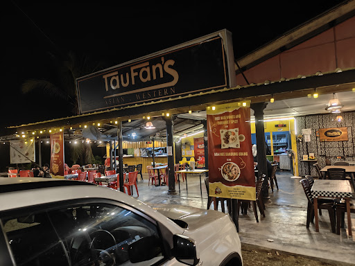 Taufan's Chicken Chop, Rambah, Johor