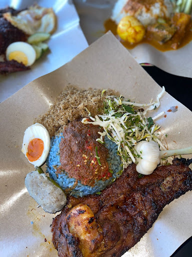 Fizow kitchen Tumpat