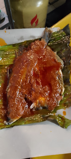 Hazianie Ikan Bakar Sambal