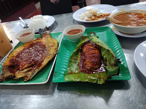 RUMAH MAKANAN PAKLONG (Sungai Dua)