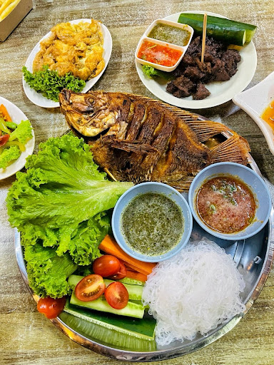 Golok Ikan Bakar - Kemaman