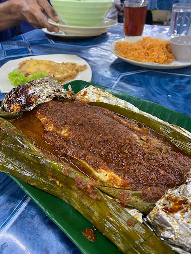 Ikan Bakar Samuperai Selera Bintang Ikan Bakar Samuperai Selera Bintang