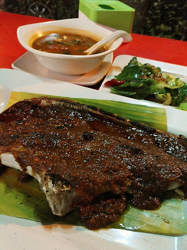 Arinee Ikan Bakar • Tomyam & Seafood