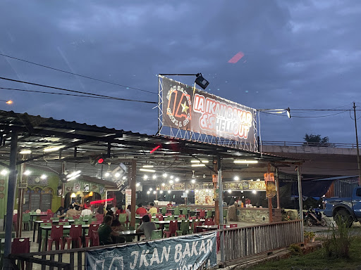 IA Ikan Bakar & Shellout