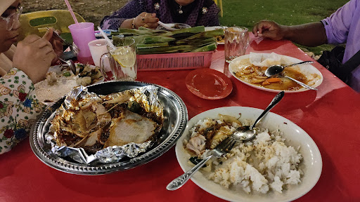 Kedai Makanan dan Minuman Relax Kedai Makanan dan Minuman Relax