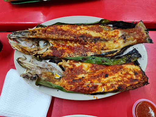 Ikan Bakar Muara Duyung (2) anjung batu