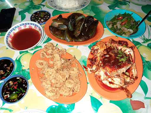 Restoran Ikan Bakar Muara Anjung Batu