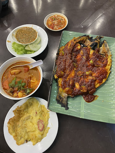 Jangot Ikan Bakar & Shellout