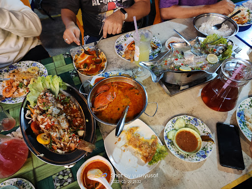 HARD LEE TOMYAM