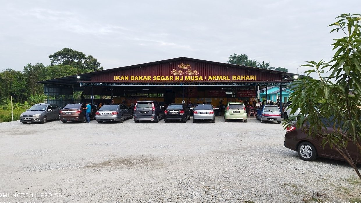 Ikan Bakar Segar Hj Musa/ Akbar Bahari 1 ikan bakar segar hj musa akbar bahari