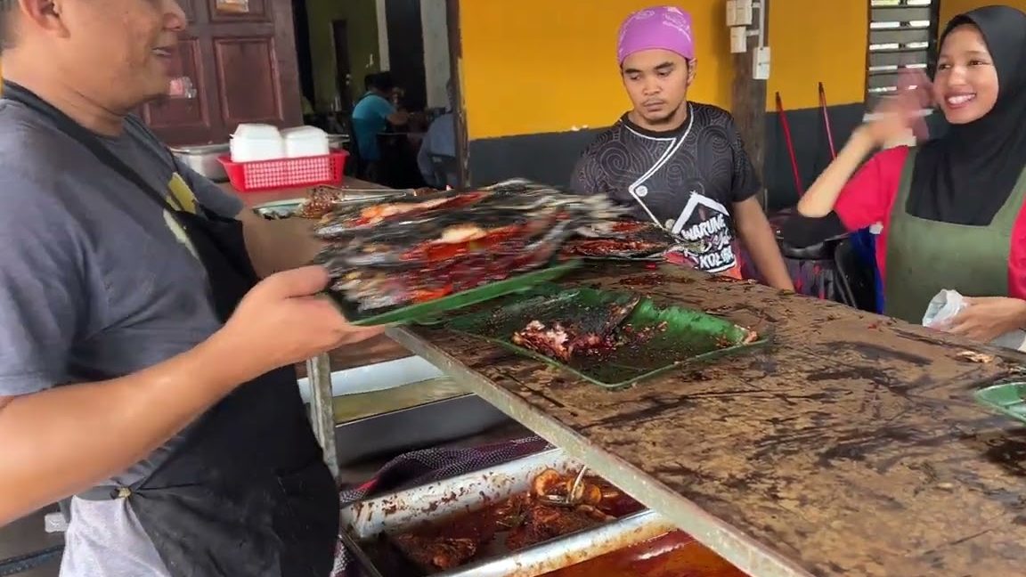 kedai makan kak yah ikan bakar