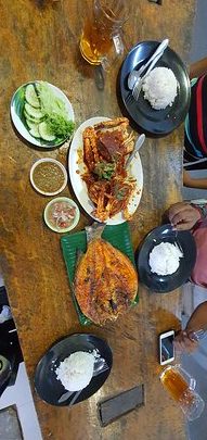 makan mana ikan bakar