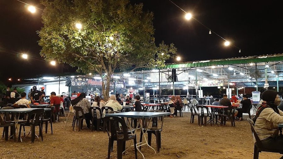 makcik cafe
