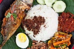 NASI LEMAK IKAN BAKAR ARANG