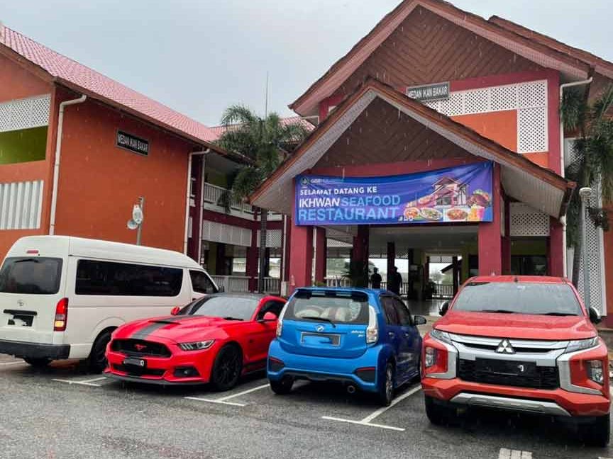 restoran ikhwan seafood