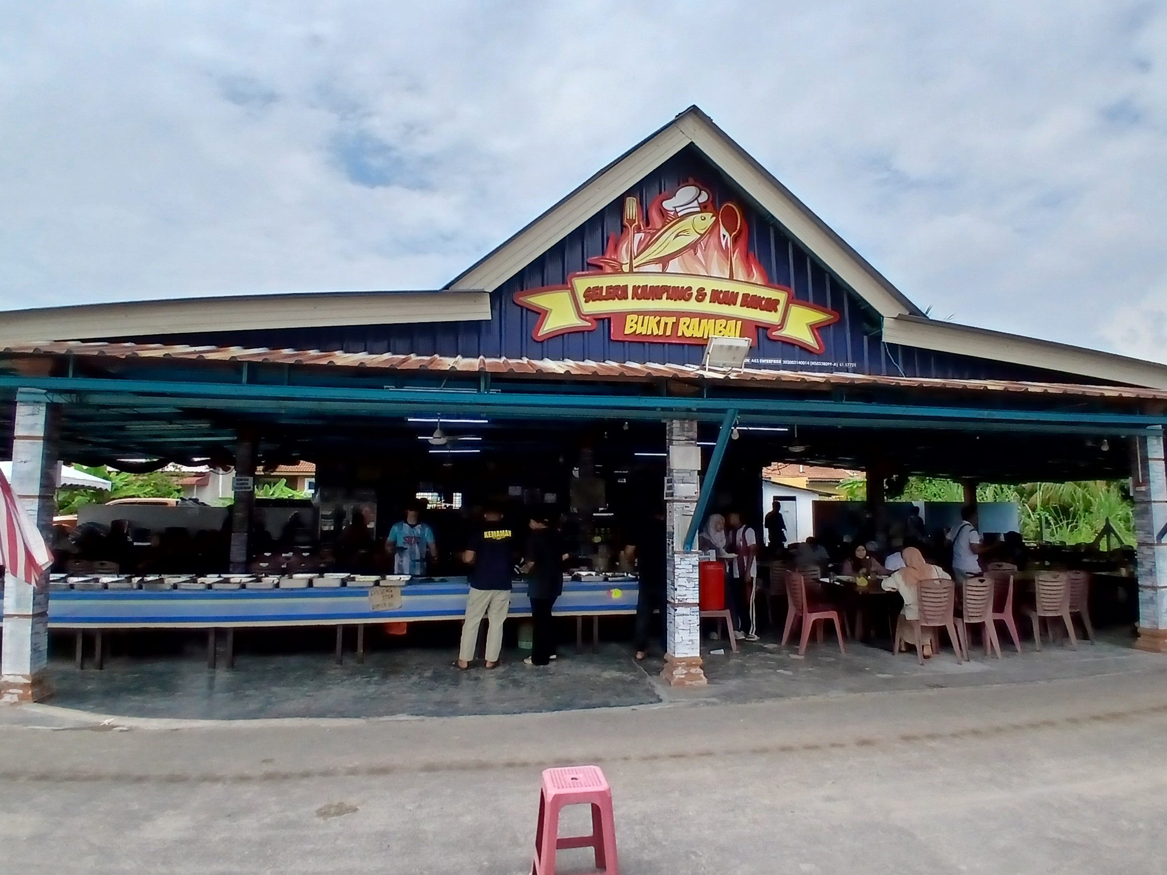 selera kampung ikan bakar bukit rambai