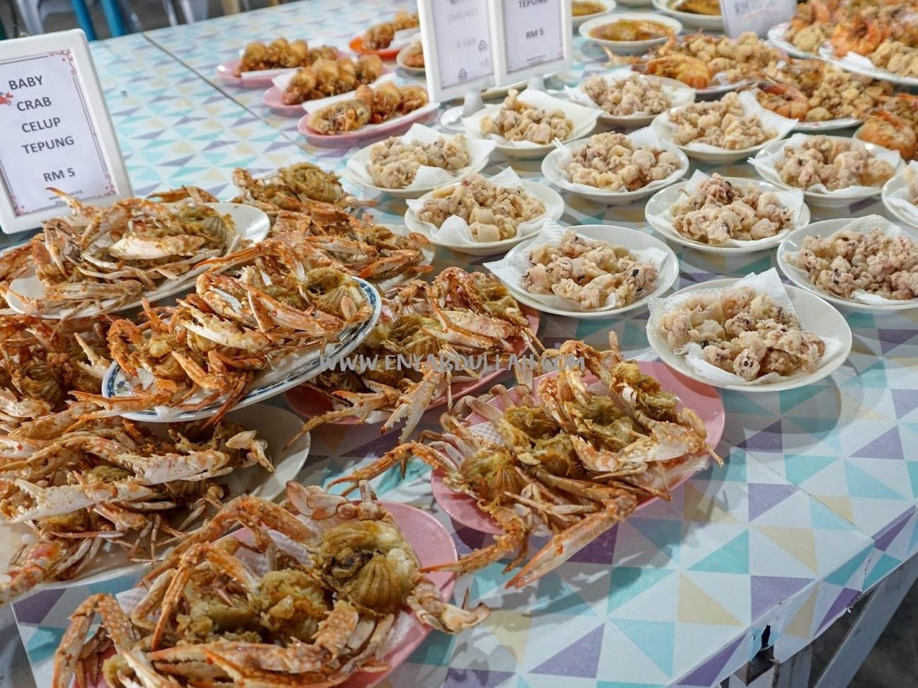 Warung Kak Eta 1 warung kak eta